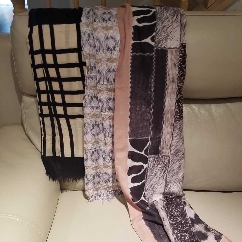 3 Assorted scarves
